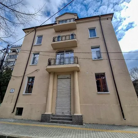 Charming In Center Appartement